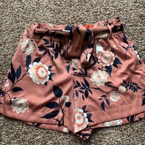 Loft Tie waist shorts